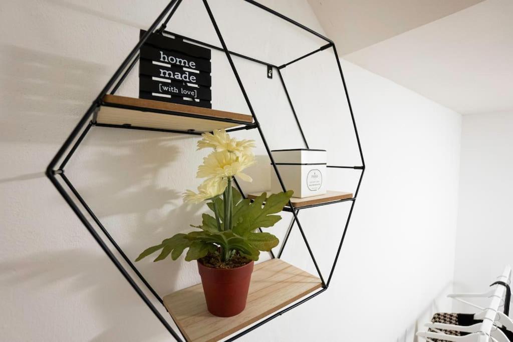 Stylish 2 Floor Penthouse • 15 Min To City Center 비엔나 외부 사진